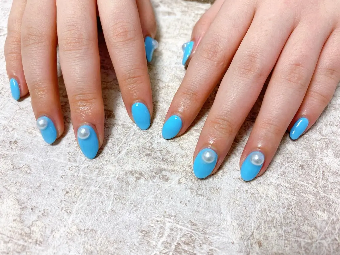 ネイル 水色 パステルネイル ハンドネイル mogunail &blowのネイルデザイン