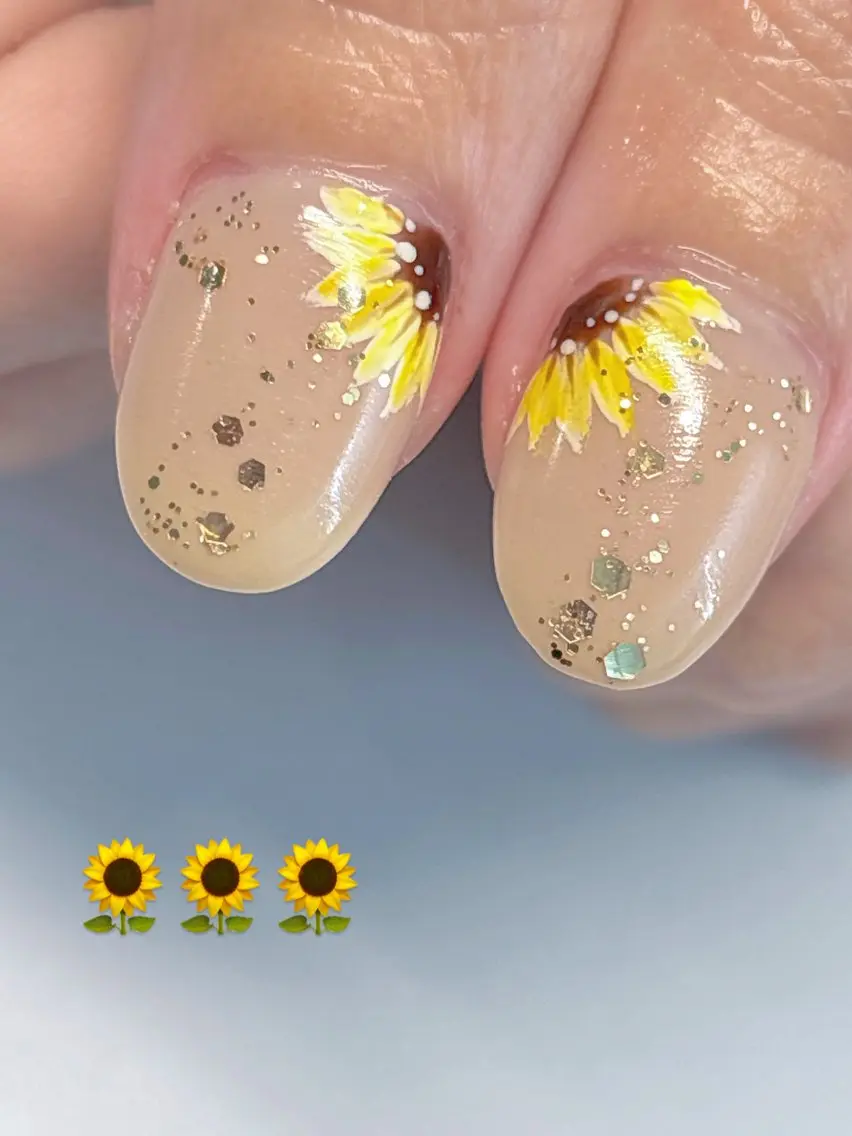 ネイル POPPY nail Yumiのネイルデザイン
