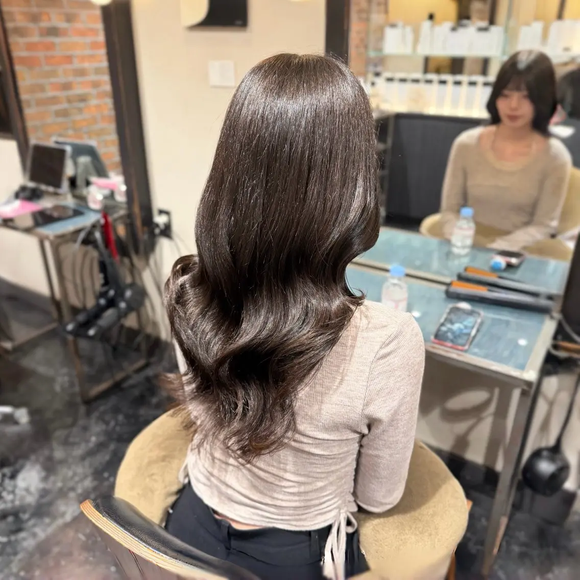 ロング カラー ブラウンカラー オリーブブラウン オレンジ 韓国風ヘア カット ヘアカラー トリートメント 芦刈 咲来のヘアスタイル