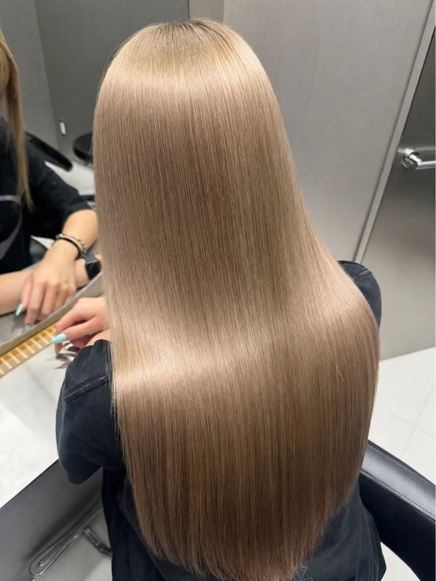 カラー iki shihoのヘアスタイル