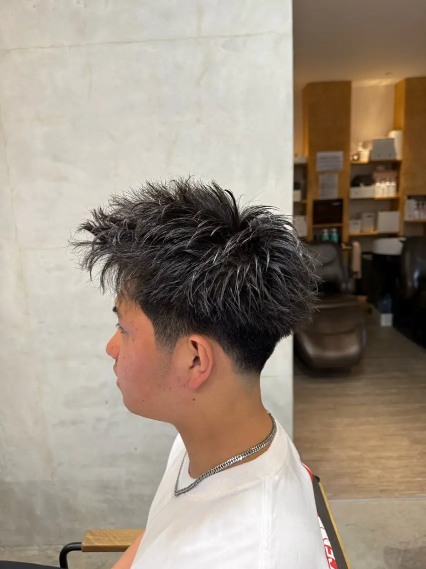 ショート メンズ メンズショート ツーブロック 刈り上げ ショートヘア 🔥KOSEI🔥 波巻き/ツイスパのヘアスタイル