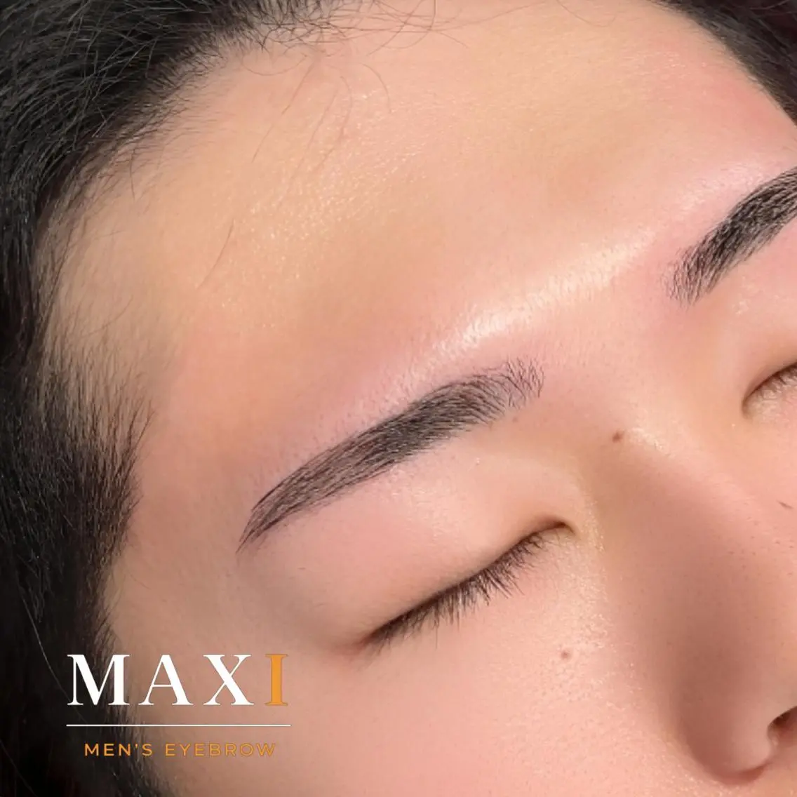 アイブロウ メンズアイブロウ 眉毛ワックス脱毛 メンズアイブロウ MAXIの眉毛・アイブロウイメージ