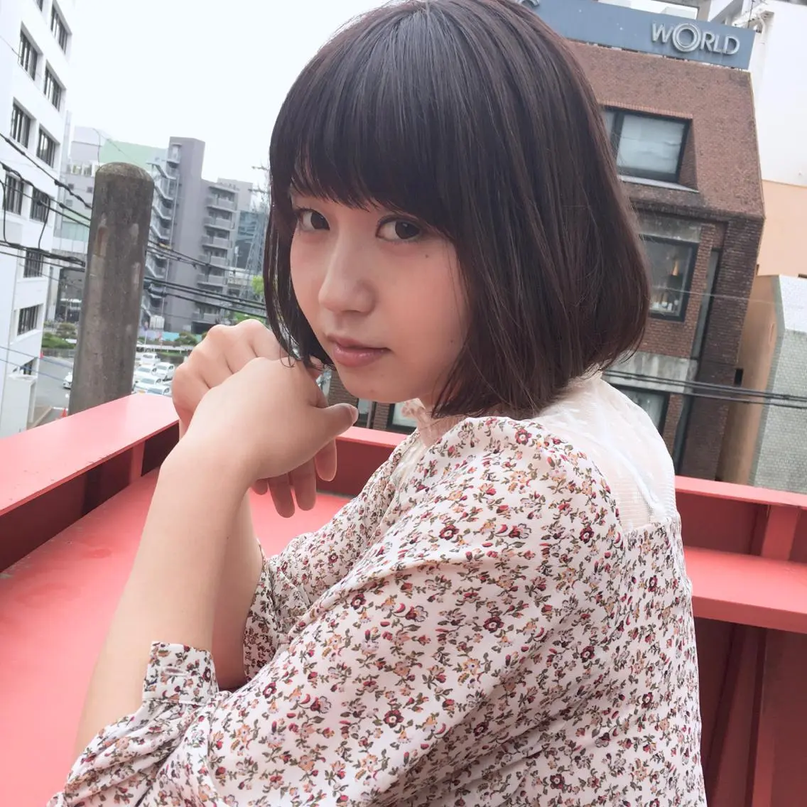 ショート カラー アディクシーカラー 透明感カラー ボブ/顔周りレイヤー carlm:上川美幸のヘアスタイル
