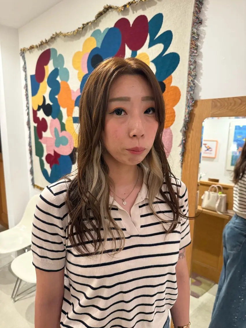 ロング 山口 ゆいのヘアスタイル