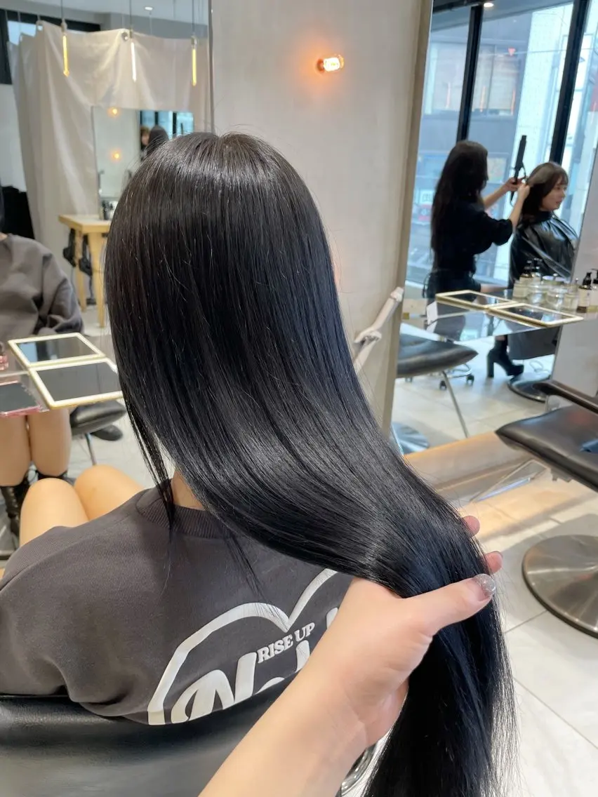 ロング カラー ヘアアレンジ ヘアカラー トリートメント ヘッドスパ ヘアセット 艶髪/レイヤーカット 🐣misakiのヘアスタイル