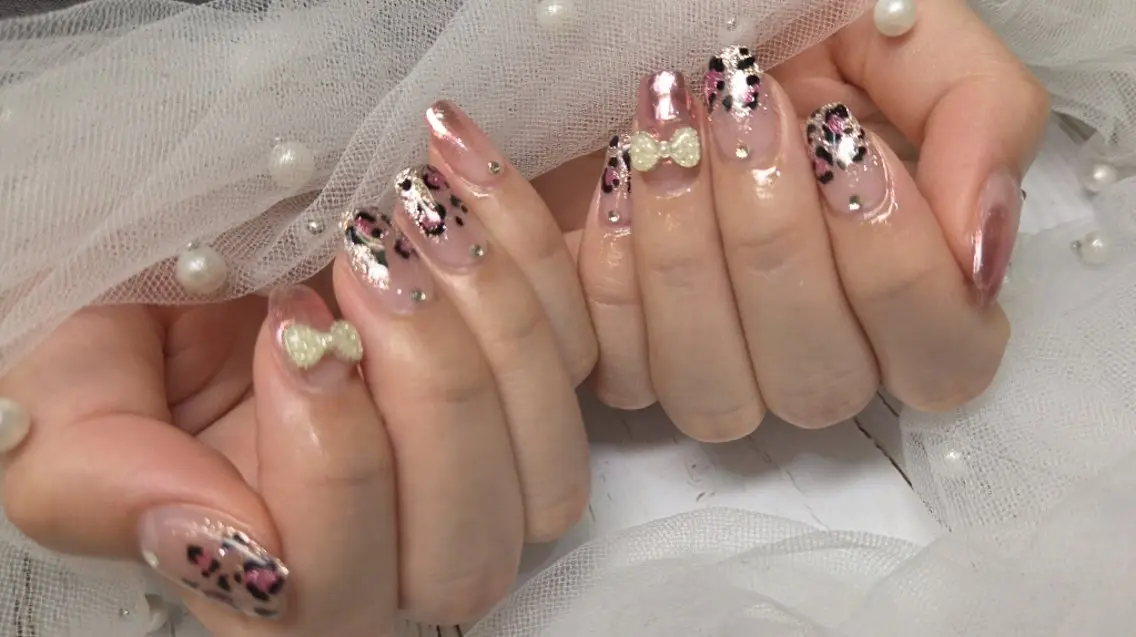 ネイル QueenNail 🧸NAMIのネイルデザイン