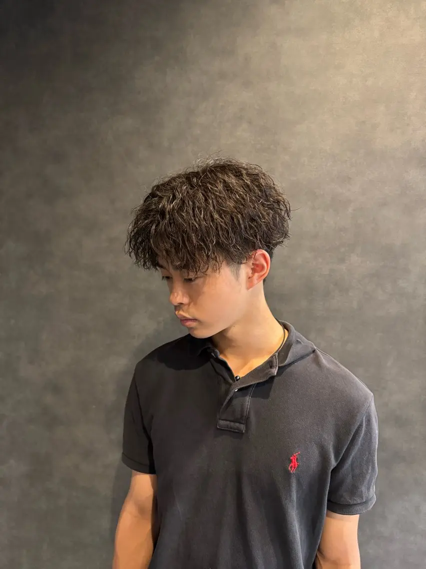 ショート メンズ センターパート カット パーマ 原田 尚満 メンズヘア特化のヘアスタイル