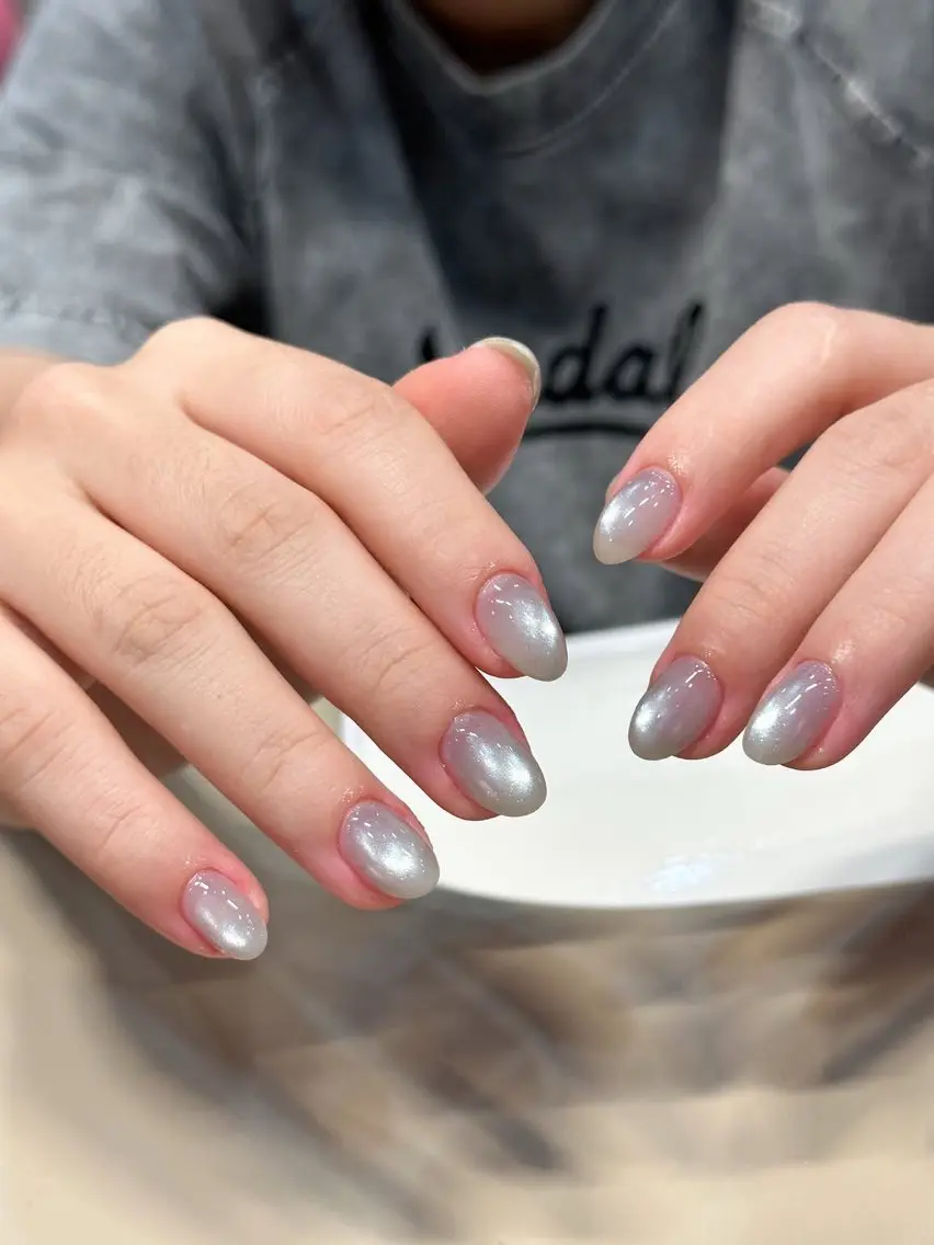 ネイル チークネイル ドット フレンチネイル グラデーション 韓国ネイル ハンドネイル Minette nailrinrinのネイルデザイン