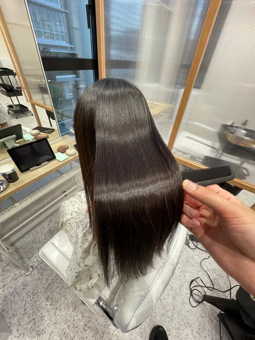 セミロング 髪質改善 縮毛矯正 トリートメント 美髪矯正/髪質改善 /氏原のヘアスタイル