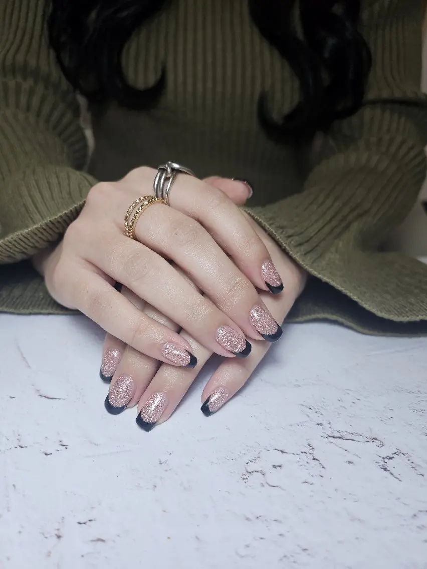 ネイル フラッシュネイル フレンチネイル Noah'snail   のネイルデザイン