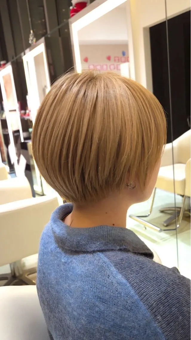 ショート カット 南 菜花のヘアスタイル