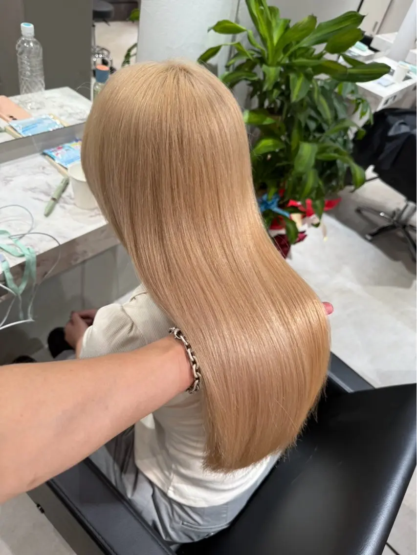 ロング カラー ユウキ Yuukiのヘアスタイル