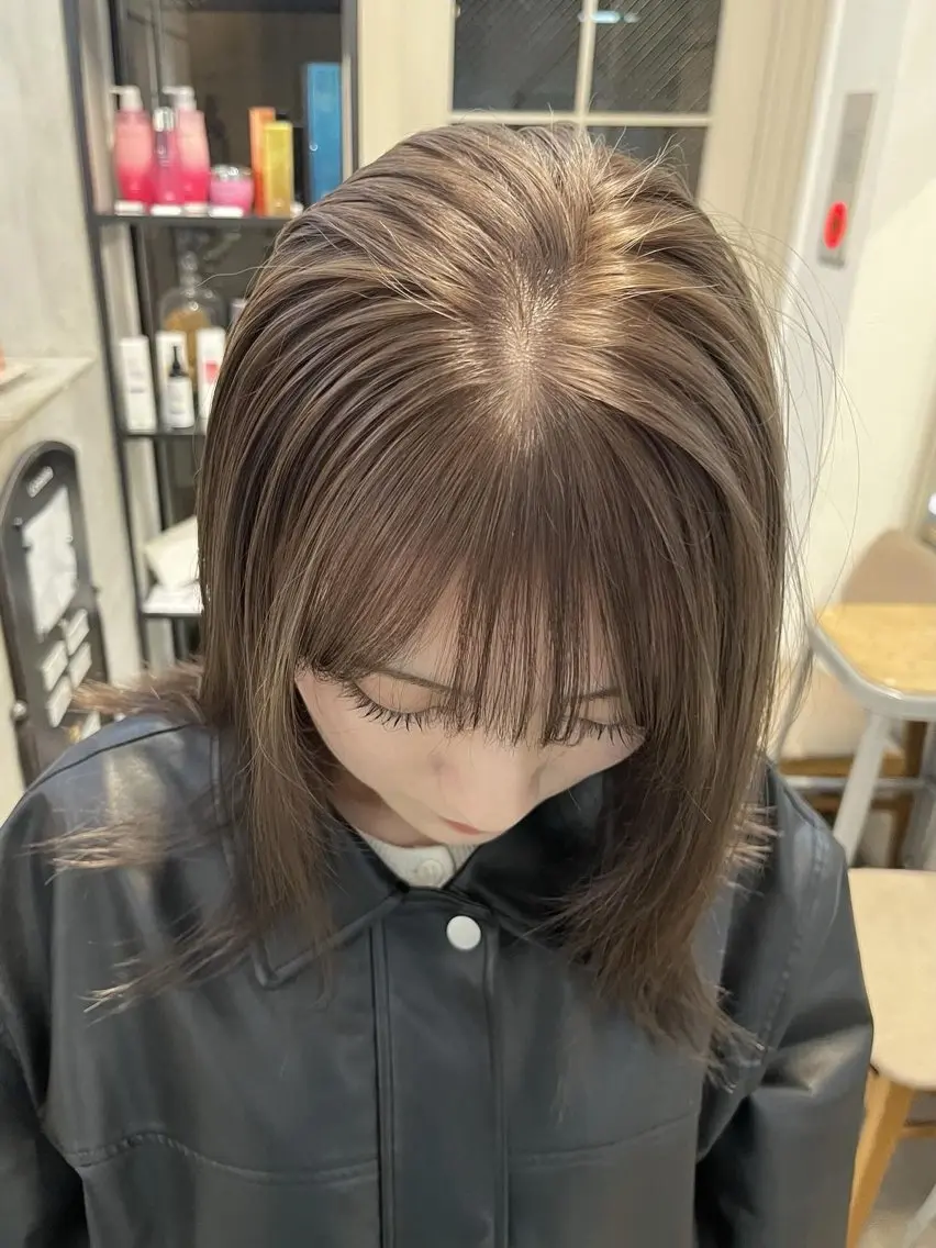 カット+ワンカラーの写真