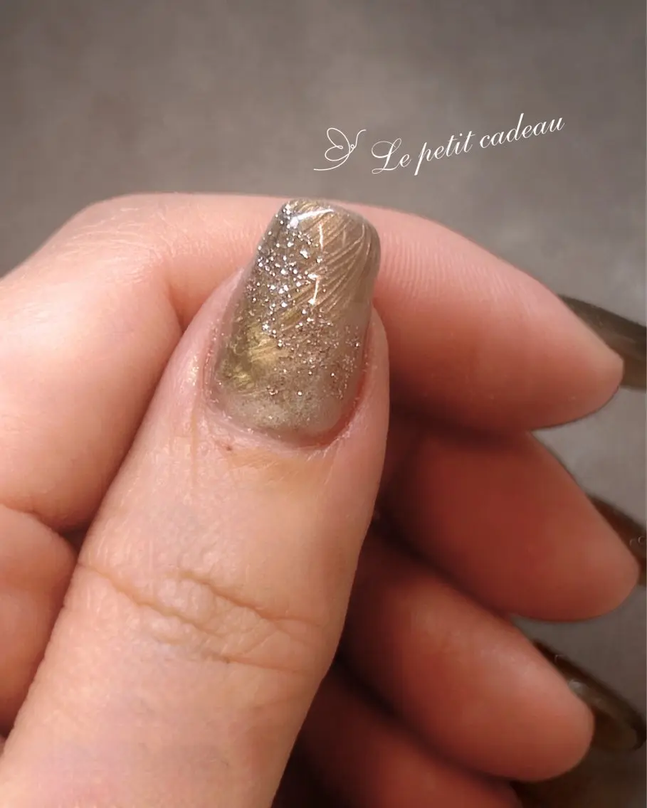 ネイル ニュアンスネイル 𝑝𝑒𝑡𝑖𝑡 𝐾𝑎𝑛𝑛𝑎のネイルデザイン