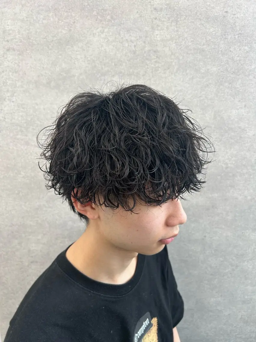 ショート カラー パーマ ヘアアレンジ メンズ キッズ 磯村 翔大のヘアスタイル