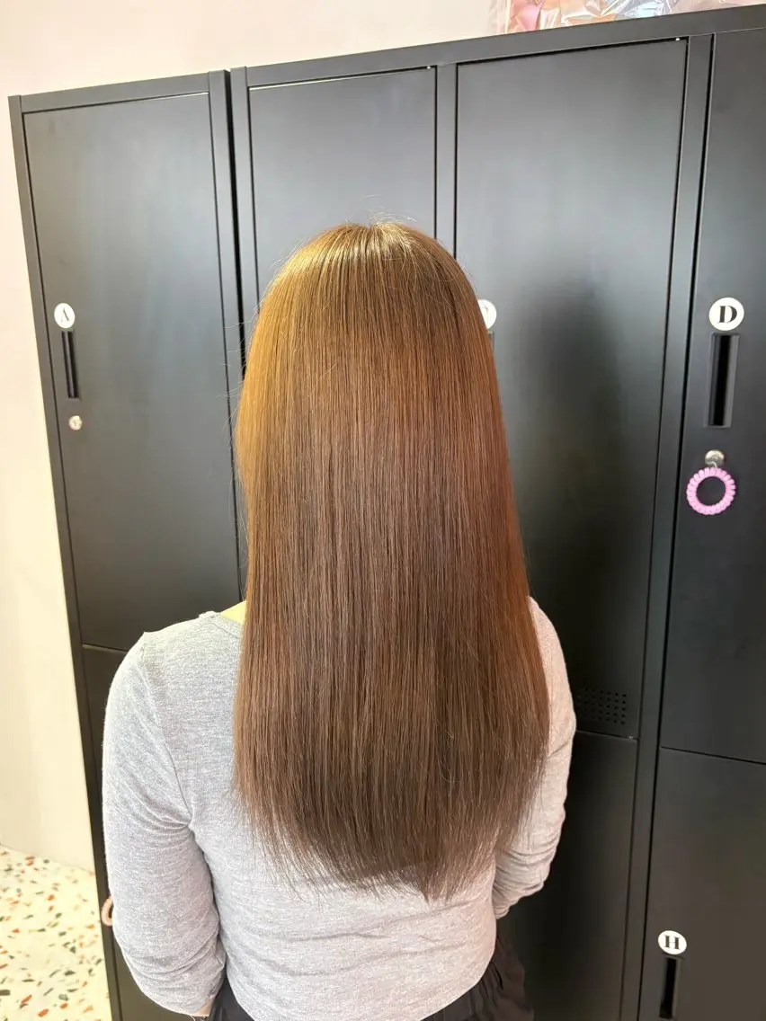 ロング カラー ヘアカラー トリートメント 甲斐 千尋のヘアスタイル