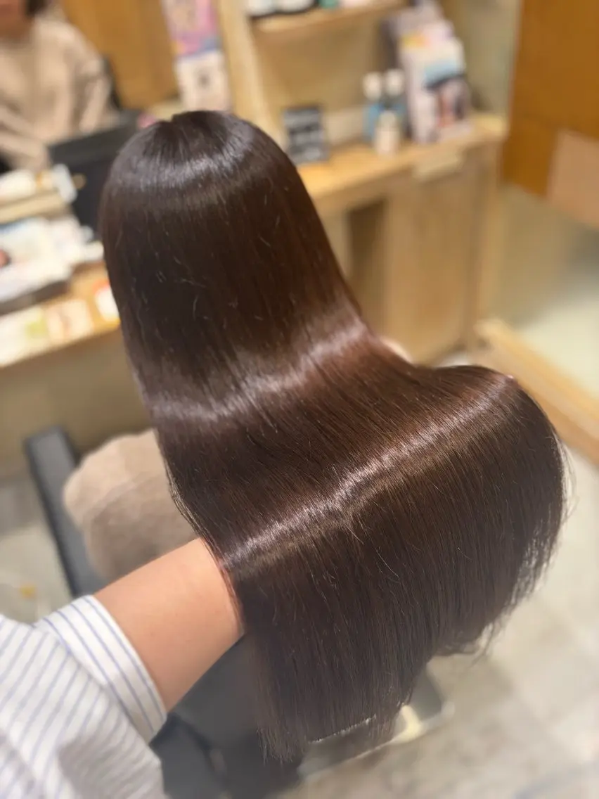 ロング カット トリートメント 透明感グレージュ/ 縮毛矯正/静岡のヘアスタイル