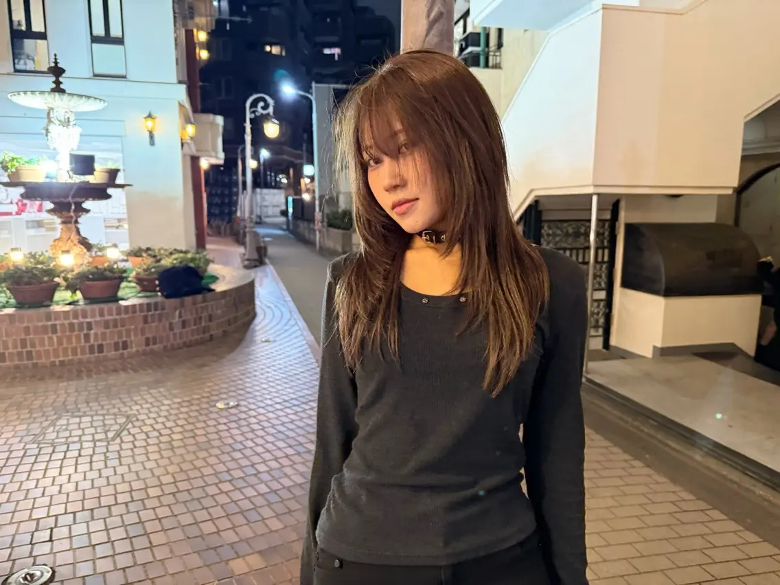 ロング カラー 透明感カラー レイヤーカット HARUNA/原宿/ デザイン/カットのヘアスタイル