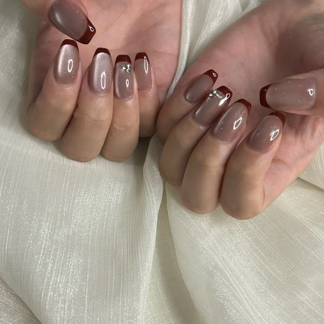ネイル ハンドネイル 西岡 杏のネイルデザイン