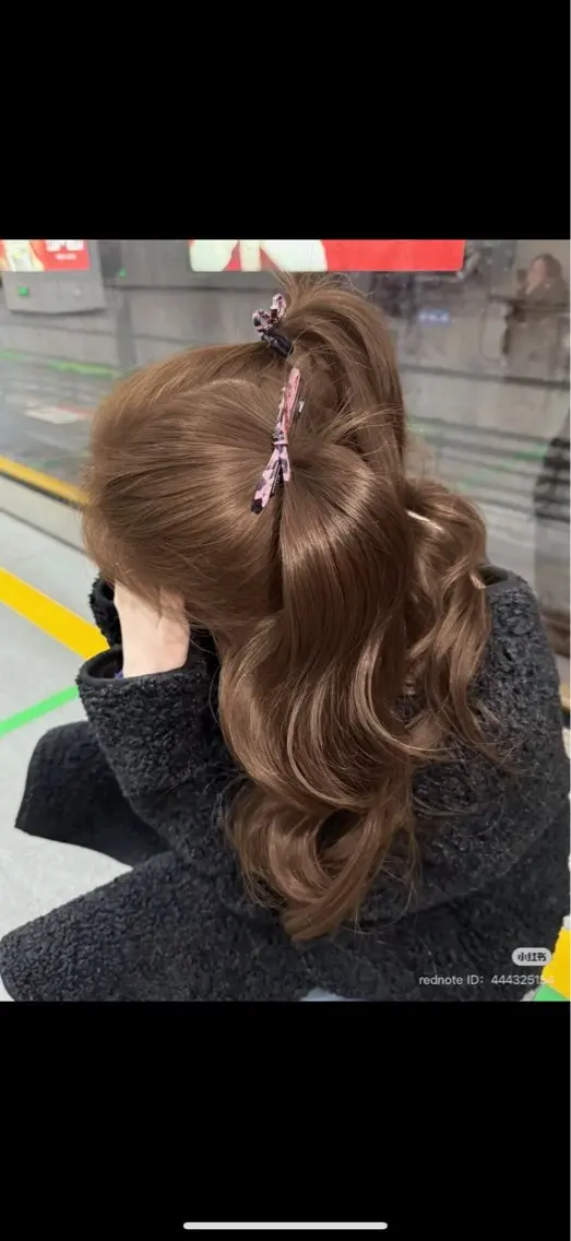 ロング カラー ヘアアレンジ ヘアカラー トリートメント ヘアセット 透明感カラー 🤎 ベージュ たくとのヘアスタイル