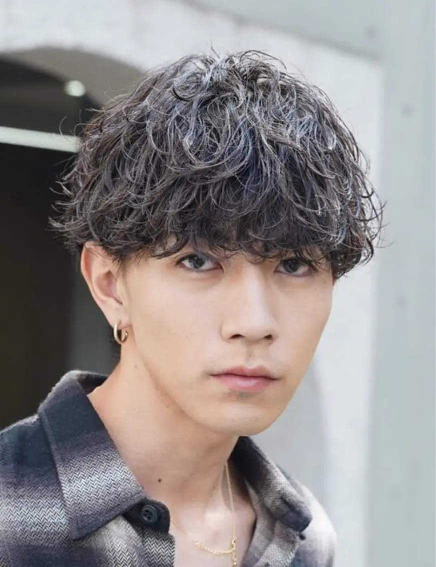 パーマ 中谷海里/フェザー パーマ/スパイキーのヘアスタイル