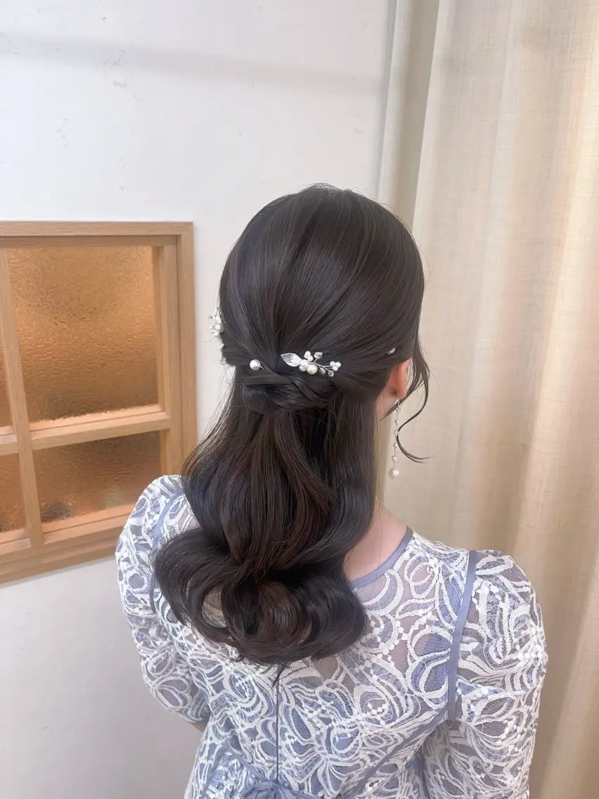 ヘアアレンジ ハーフアップ ヘアセット 垢抜けヘアメイク🫧 JURI🪽のヘアスタイル