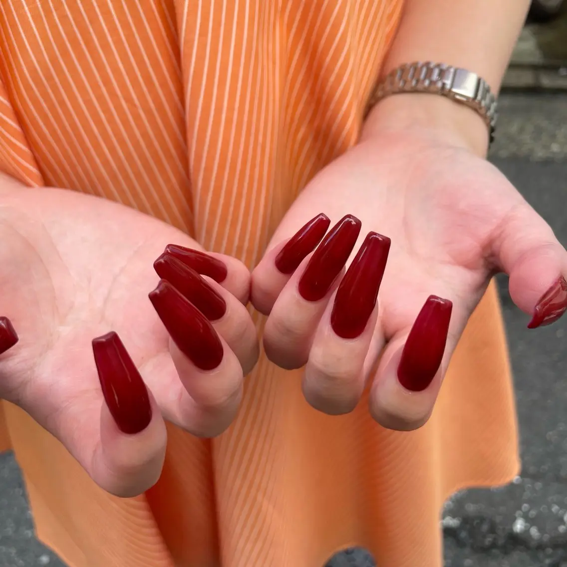 ロング ハンドネイル 白石 璃奈のネイルデザイン