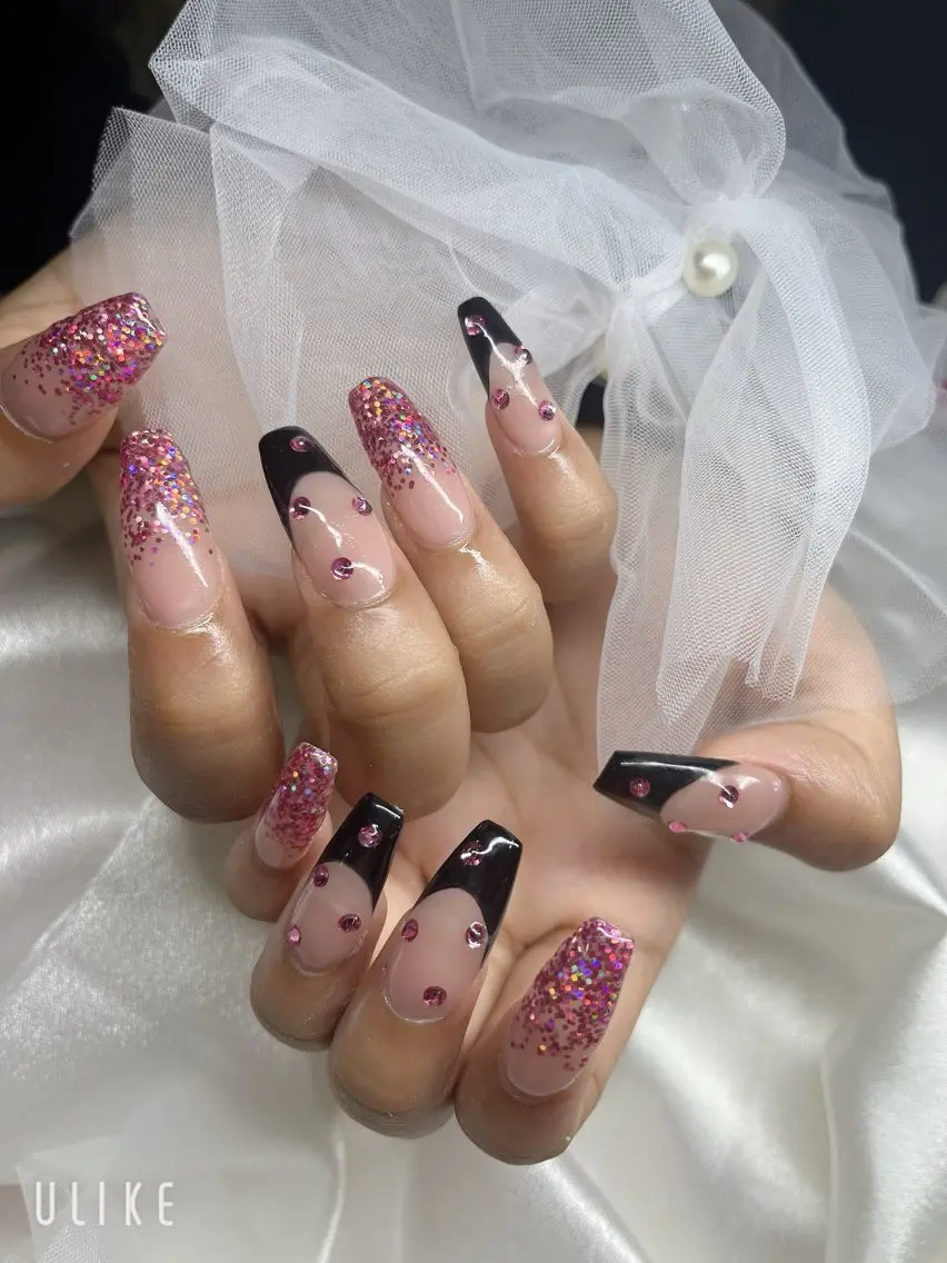 ネイル ハンドネイル YOLO NAILのネイルデザイン