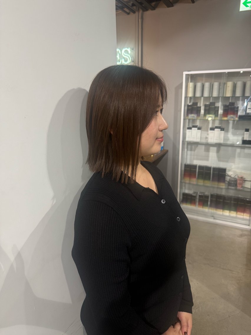 ミディアム カラー 篠田 舞のヘアスタイル