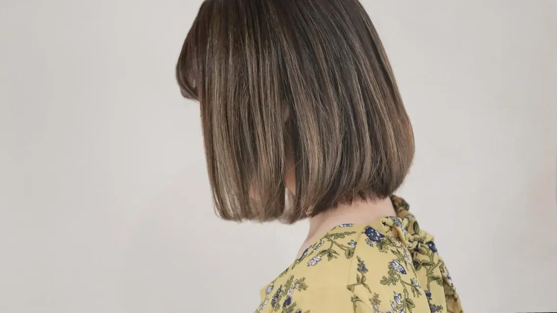ミディアム ショート・ボブ ・ウルフ✂︎IMAIのヘアスタイル