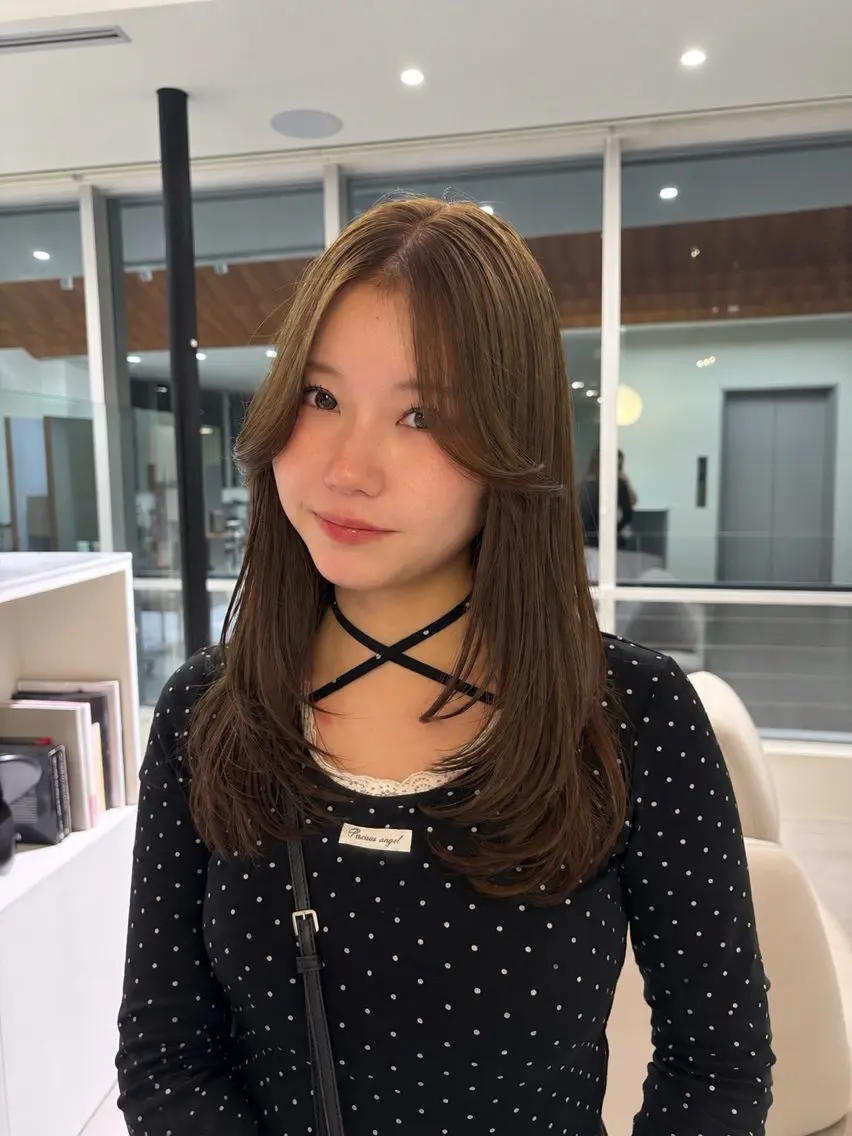カラー ベージュカラー ダブルカラー オリーブベージュ ヘアカラー カラーモデル 🍬Sena🐩のヘアスタイル