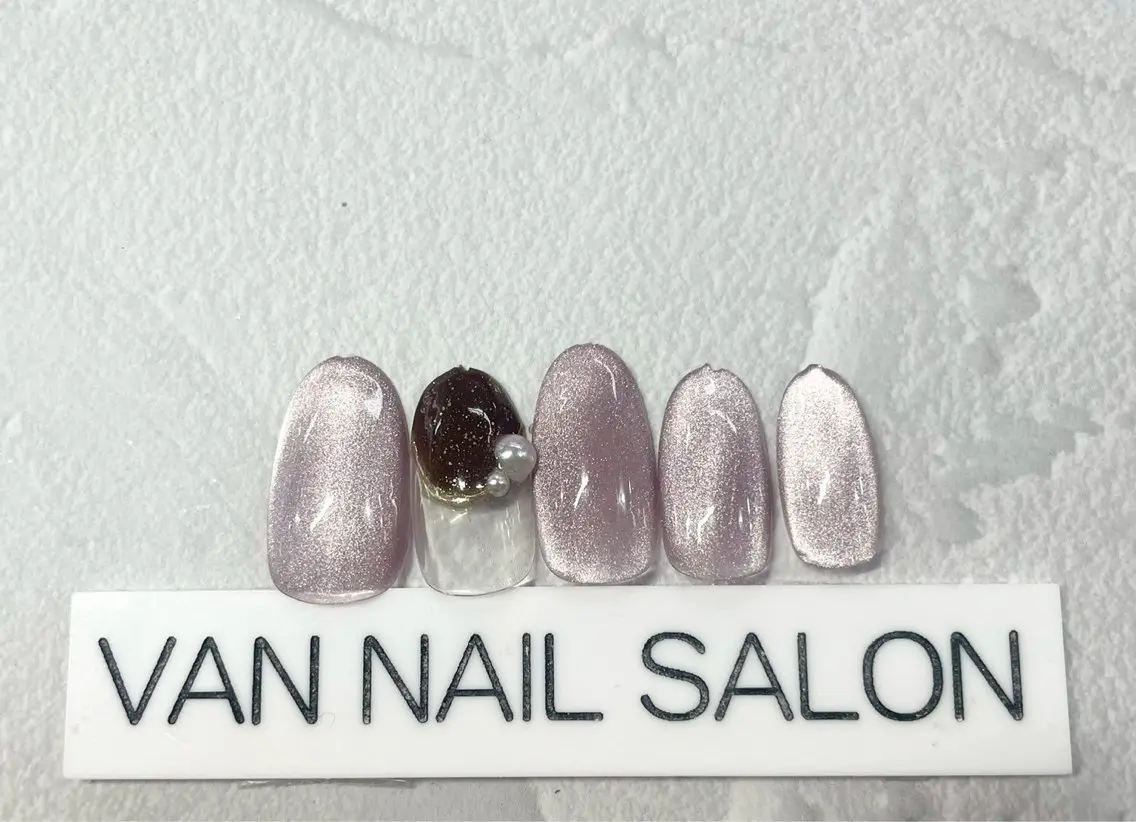 ネイル Van Nail Salonのネイルデザイン