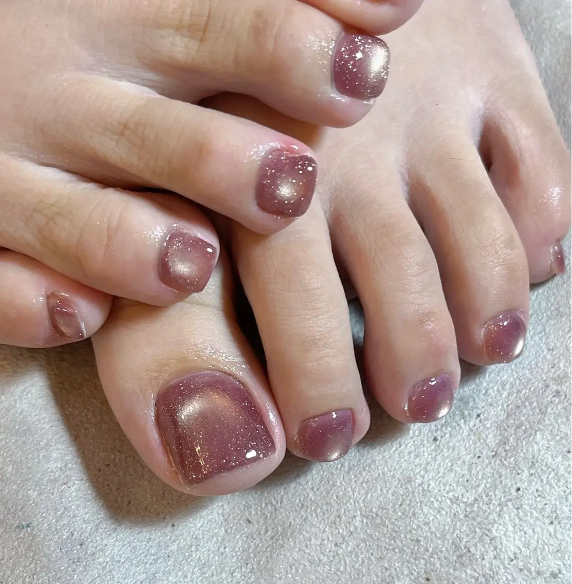 ネイル フットネイル マグネットネイル フットネイル r.nailBY α 大阪福島区/岸本🧸のネイルデザイン