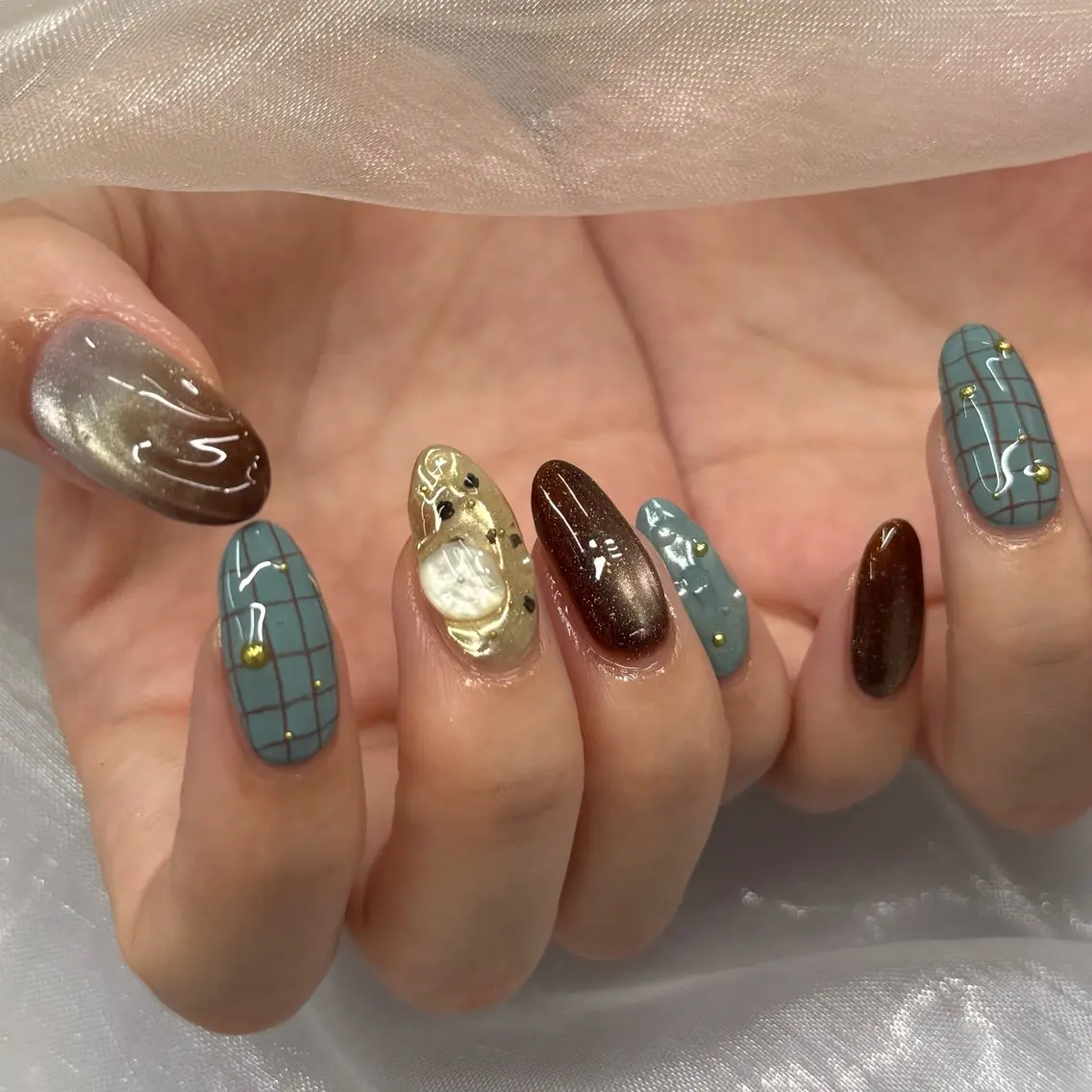 ネイル ニュアンスネイル ハンドネイル Manaka 🫧のネイルデザイン