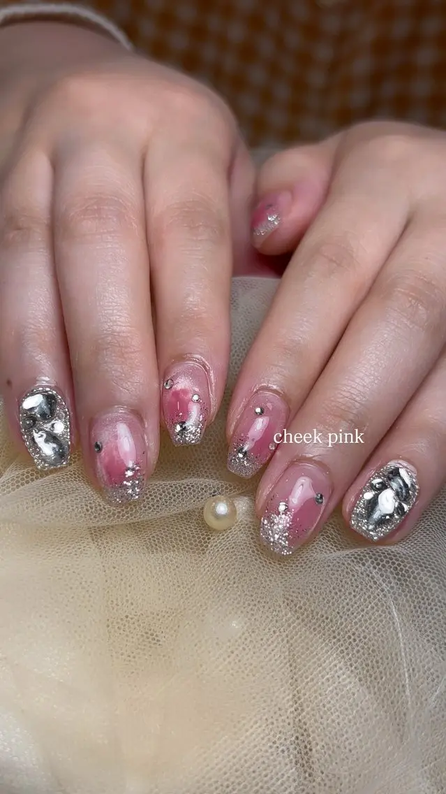 ネイル ハンドネイル フットネイル Nailroom tinoのネイルデザイン