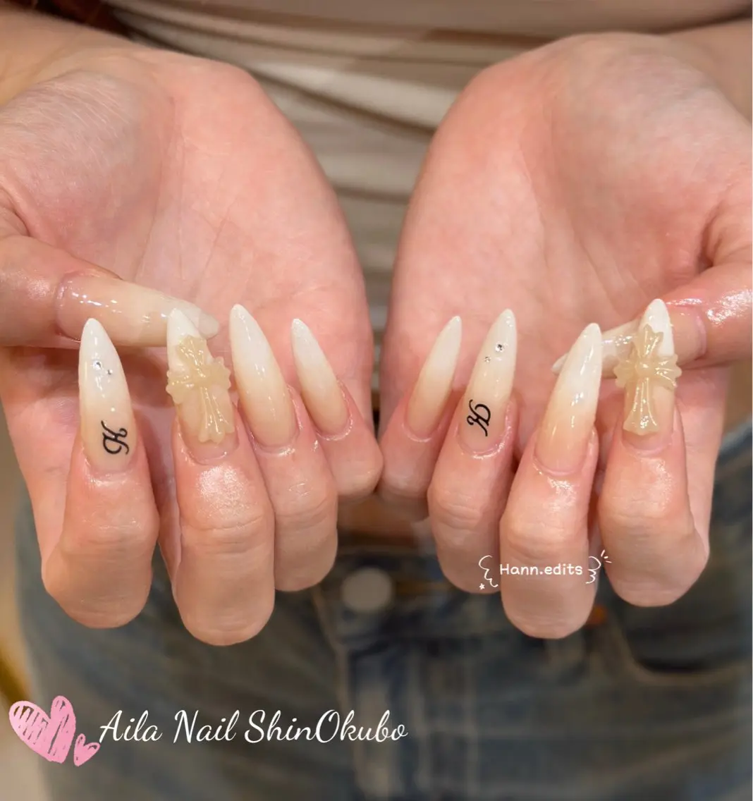 ミディアム 韓国風ヘア ハンドネイル Aila Nail HanChanのネイルデザイン