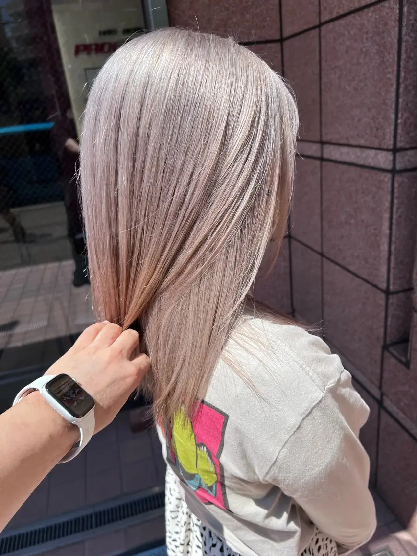 セミロング ヘアカラー 坂本 優輝のヘアスタイル