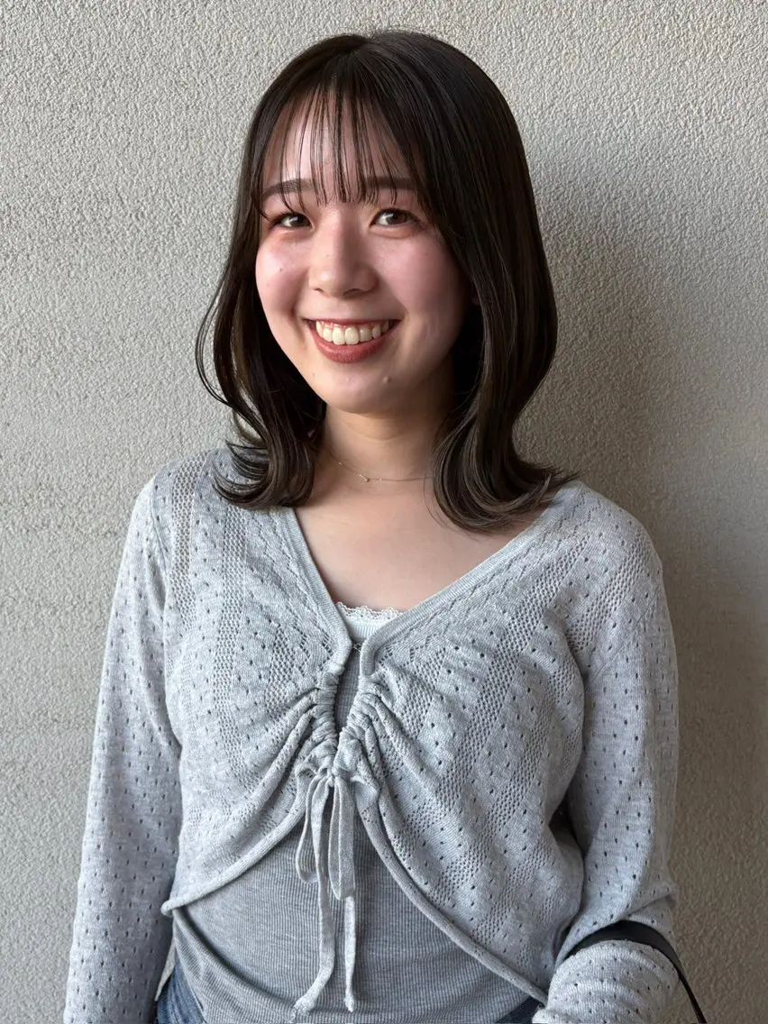 ミディアム 久松 美乃莉のヘアスタイル