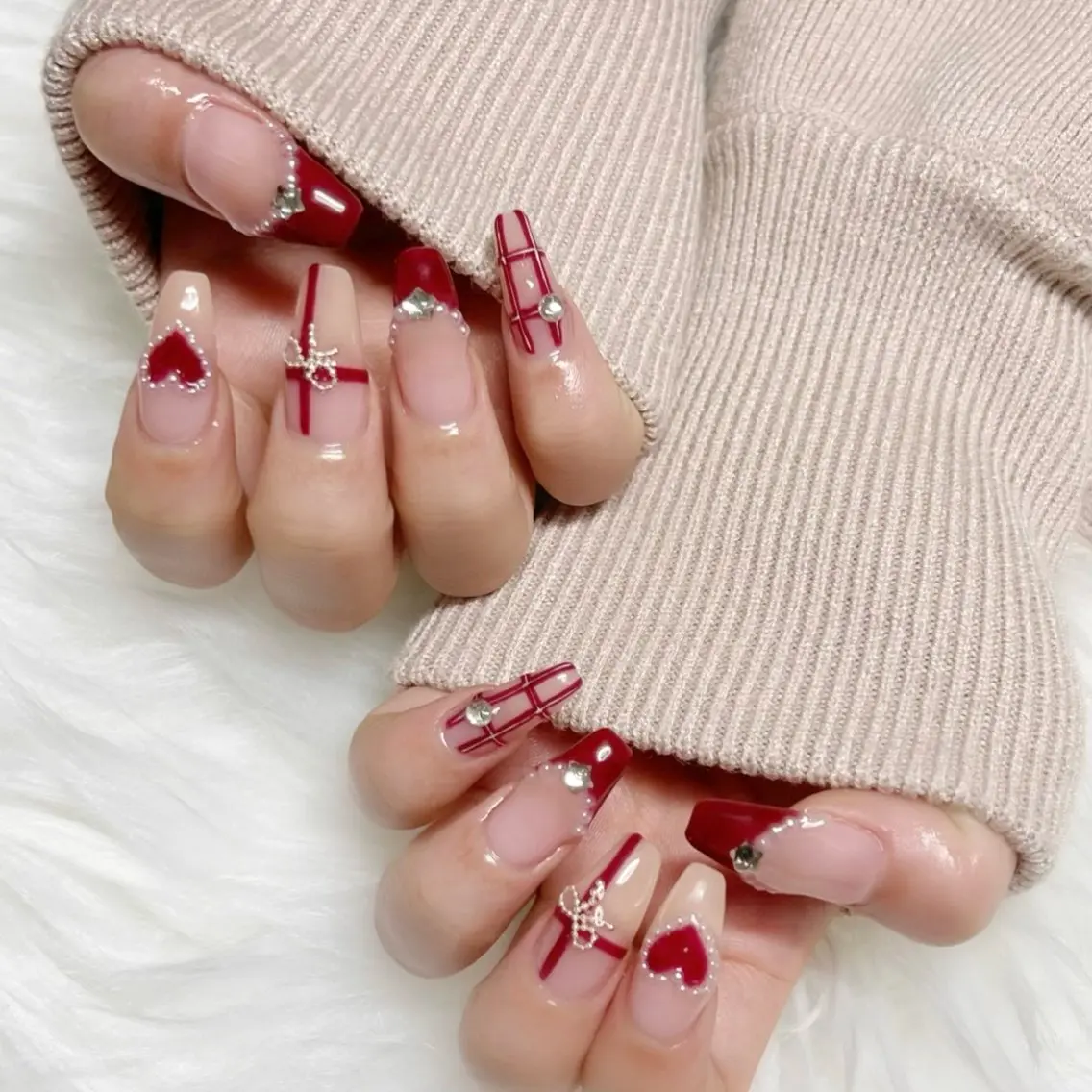 ネイル フレンチネイル ハート 韓国ネイル ニュアンスネイル 赤色 🩵池袋heart nail🩵のネイルデザイン