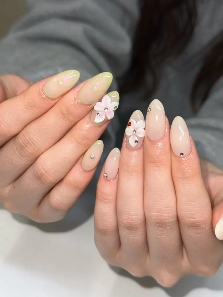 ネイル ハンドネイル mis uzuのネイルデザイン