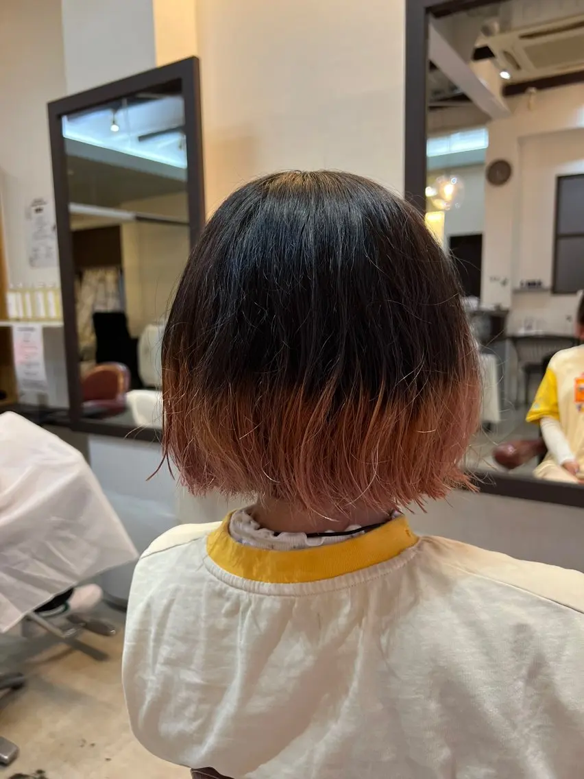 ミディアム カット ヘアカラー 松山 優里のヘアスタイル