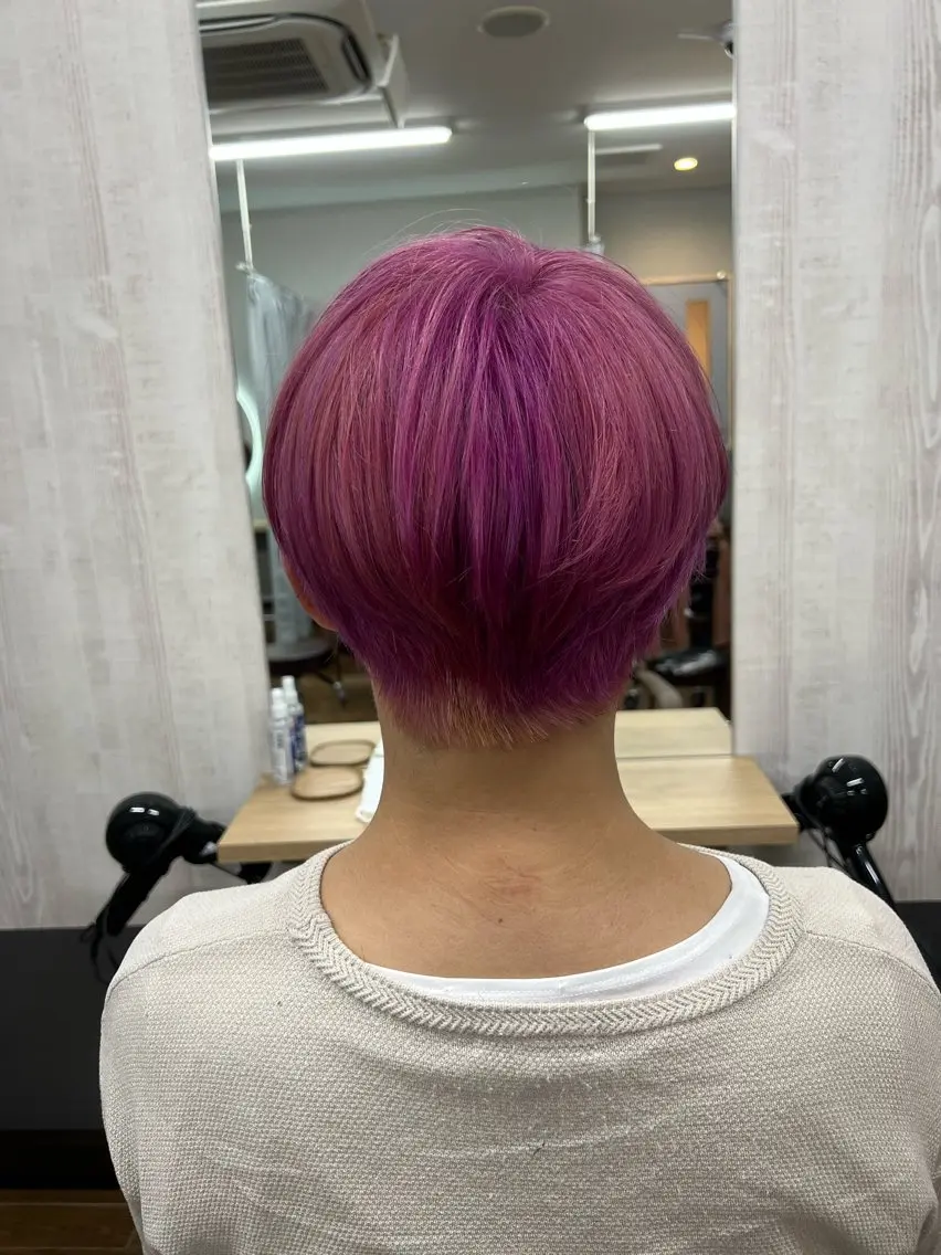 痛み気になる方へ😣 カット+カラー+全体ブリーチ+5stepトリートメント ケアブリーチの写真