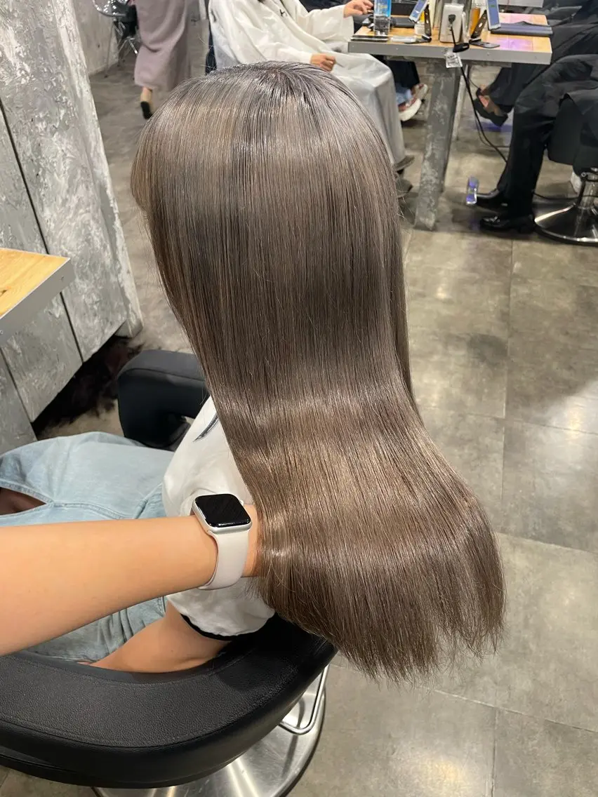 ロング カラー ヘアカラー ハイトーン 横浜💞ミオのヘアスタイル