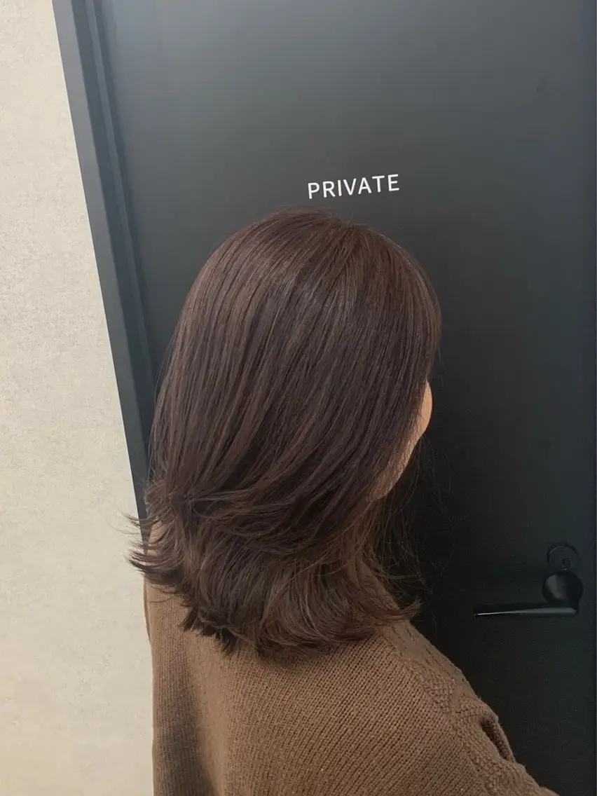 ミディアム カラー 臼井 真人のヘアスタイル
