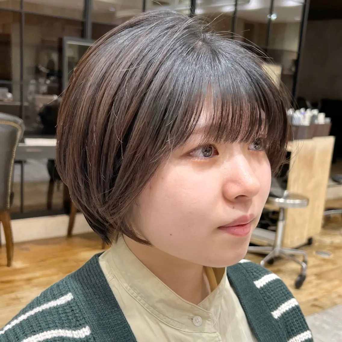 ショート カラー カット トリートメント 💍新宿ショート 💍岩田莉奈のヘアスタイル