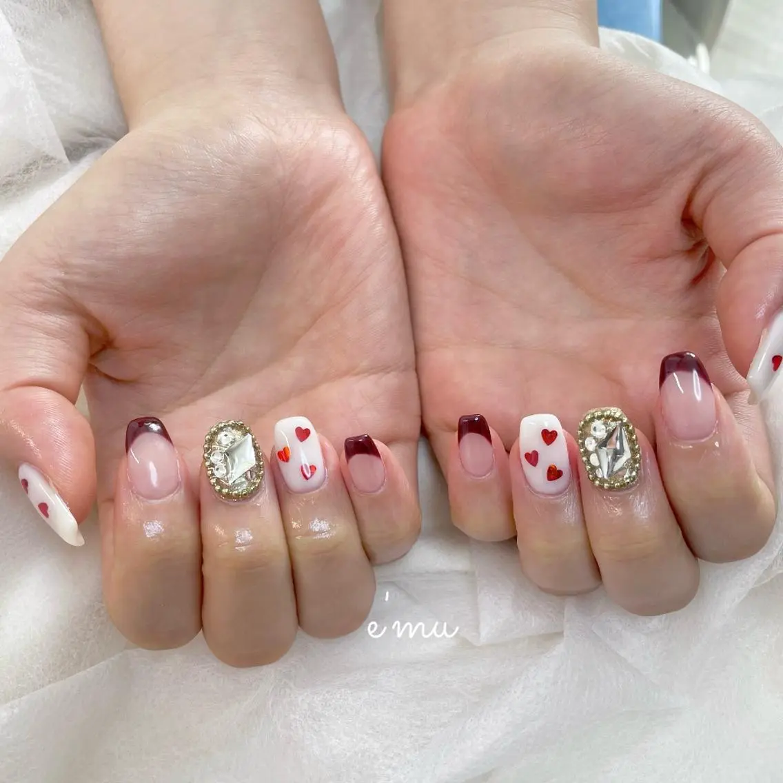 ネイル フレンチネイル ガーリー 赤色 nail salon e'mu💐のネイルデザイン