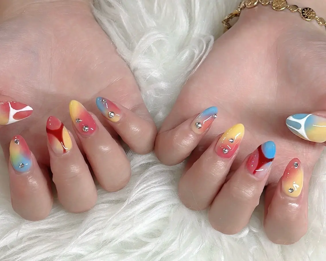 ネイル ブルー チークネイル フレンチネイル ハート ホログラムネイル ハンドネイル nail mayのネイルデザイン