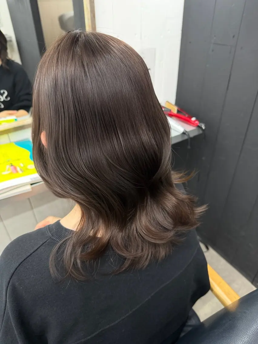 ミディアム ヘアカラー トリートメント VENICE MIKIのヘアスタイル