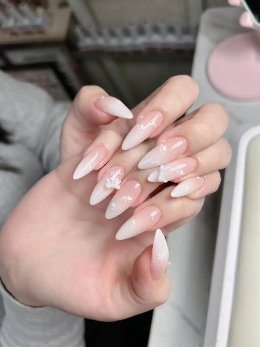 ネイル ハンドネイル Swan Nail Salonのネイルデザイン