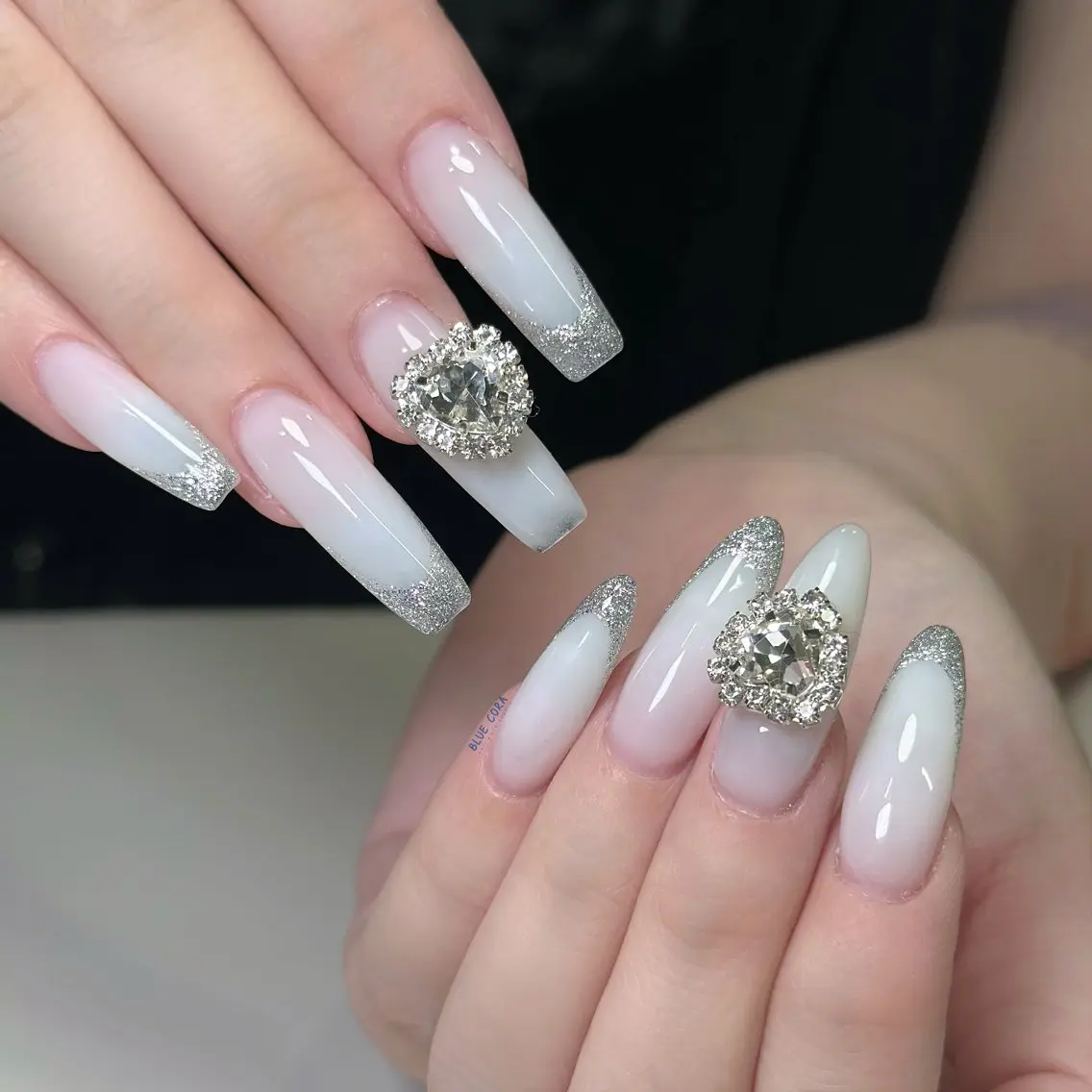 ネイル ハンドネイル ハンドケア BLUE CORAのネイルデザイン